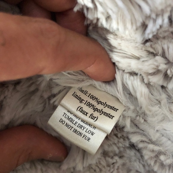 Faux Fur Vest Dylan by True Grit - Picture 4 of 4